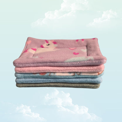 Handmade Absorbent Pee Pad Small 17x25cm - Light Blue